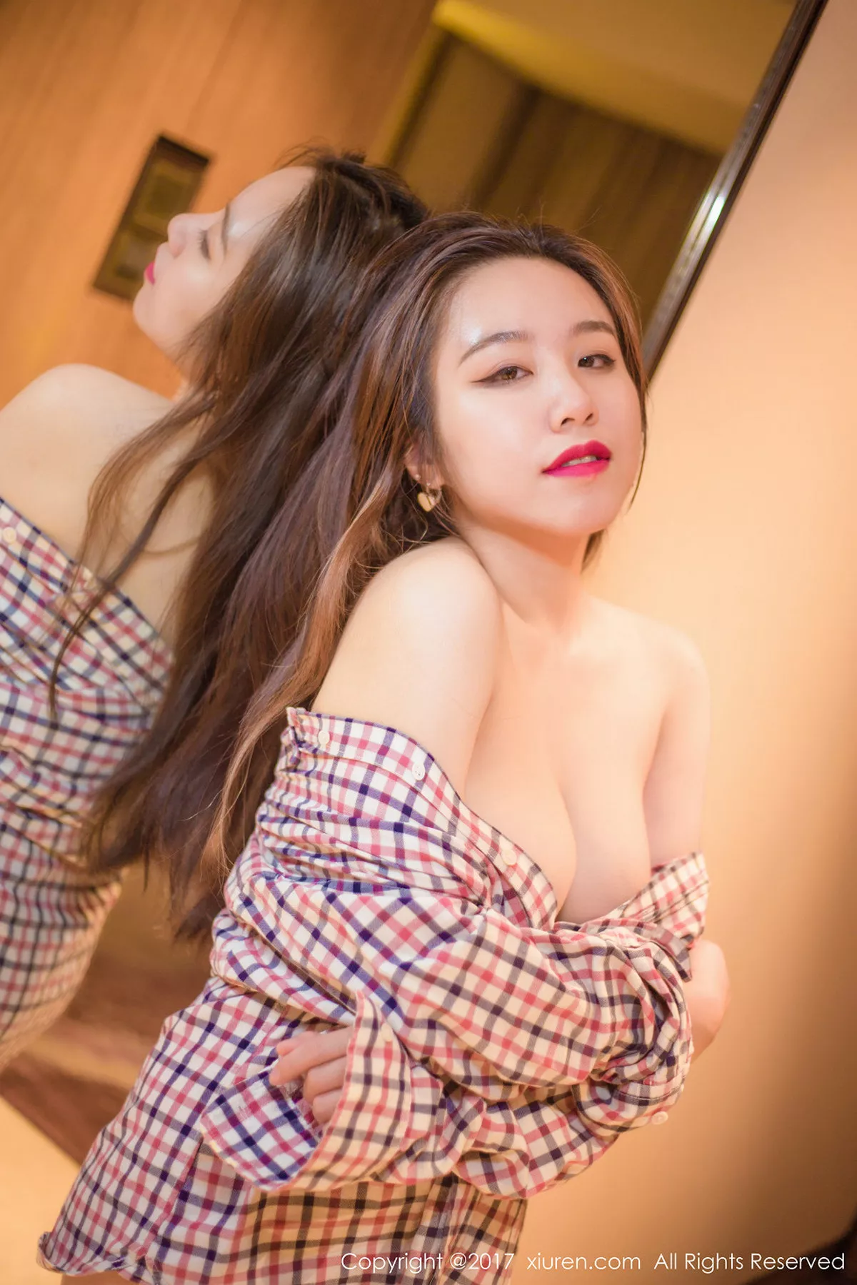 [XiuRen秀人网]第823期吃白菜的vi菜菜写真 NO.5