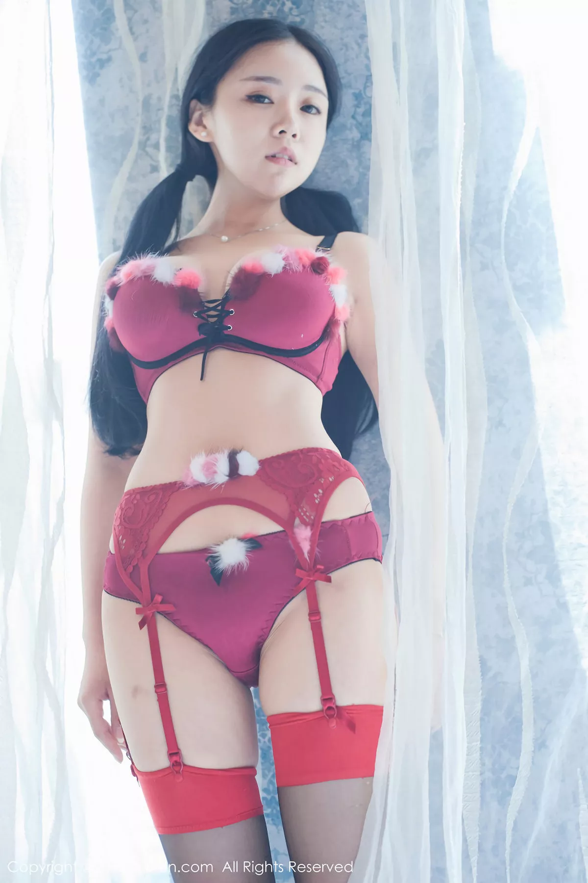 [XiuRen秀人网]第932期红气球写真 NO.9