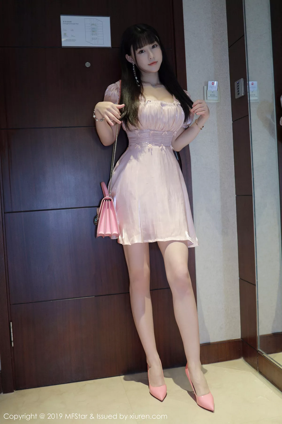 [MFStar模范学院] 2019.09.30 VOL.217 Flower朱可儿 [90P] NO.8