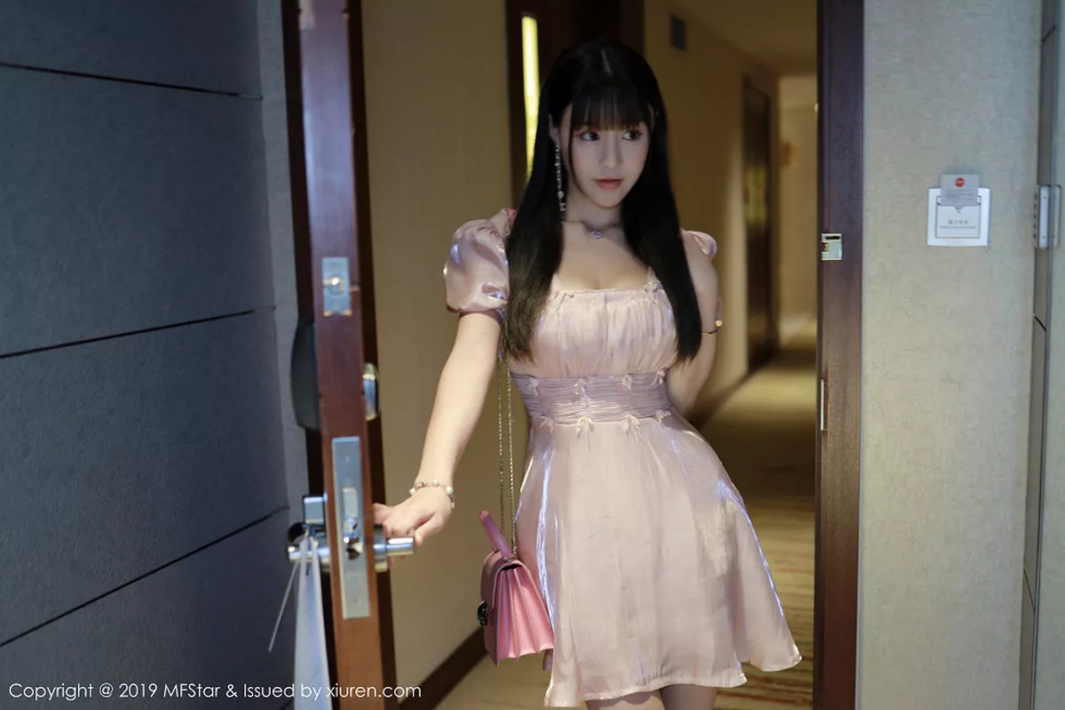 [MFStar模范学院] 2019.09.30 VOL.217 Flower朱可儿 [90P] NO.4