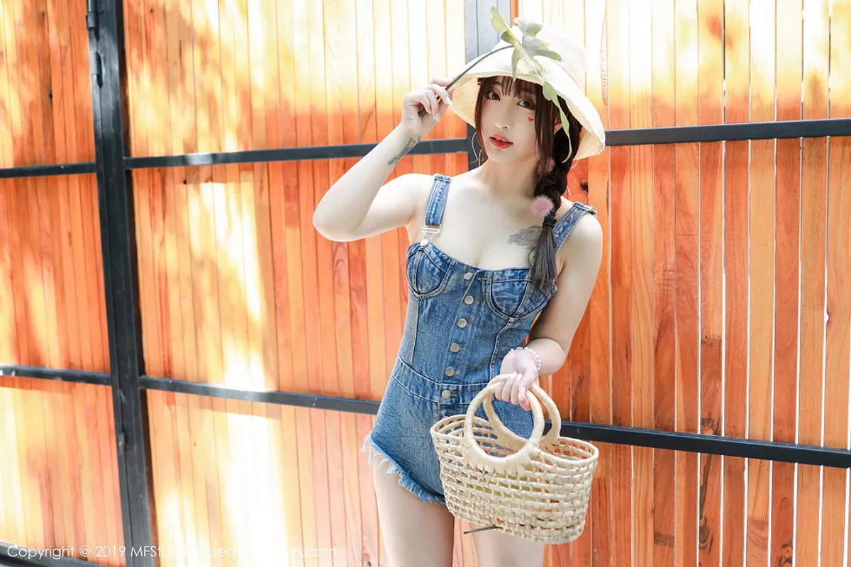 [MFStar模范学院] 2019.11.11 VOL.228 Betty林子欣 [57P] NO.6