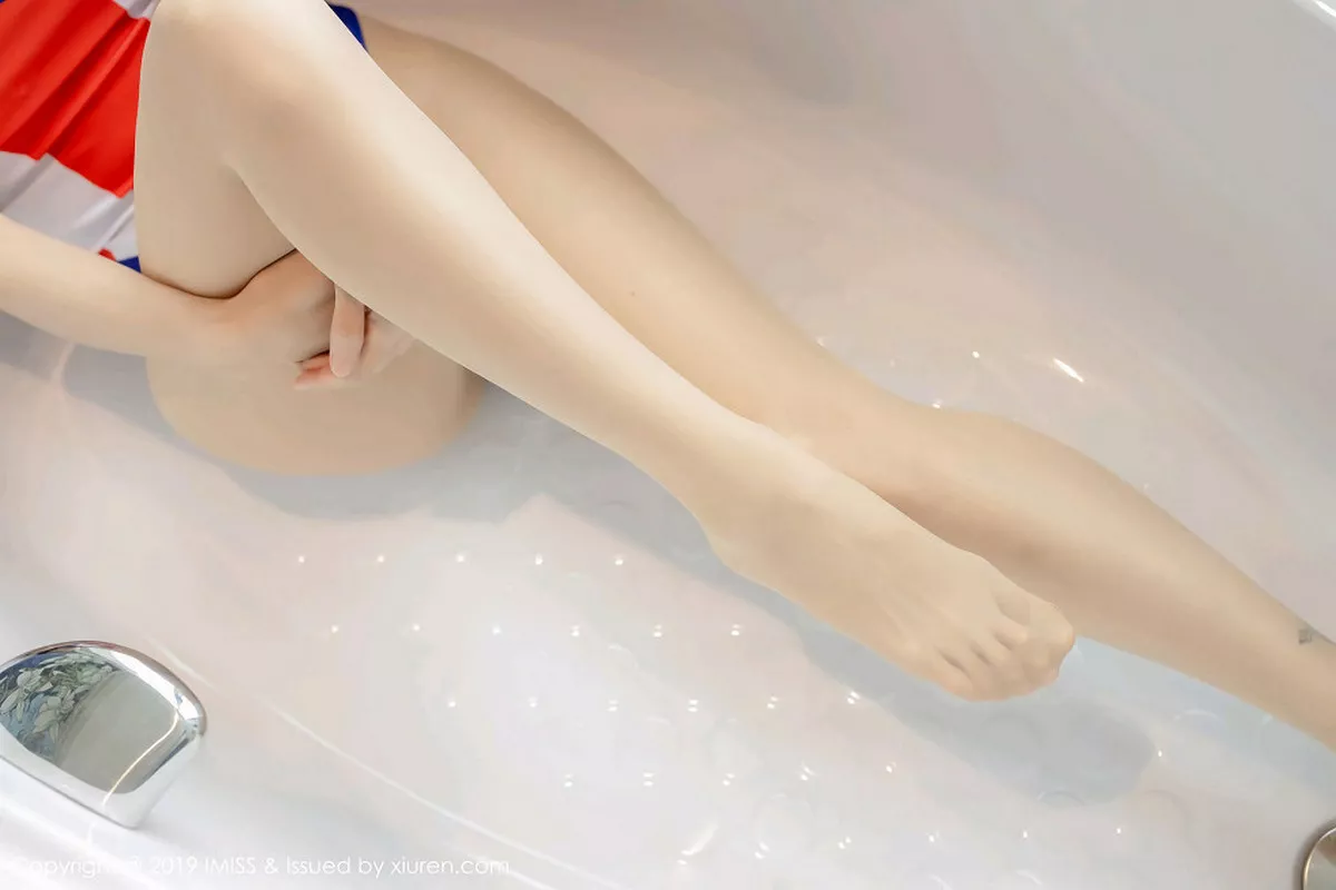 [IMISS爱蜜社] 2019.11.12 VOL.398 luvian本能 [51P] NO.5