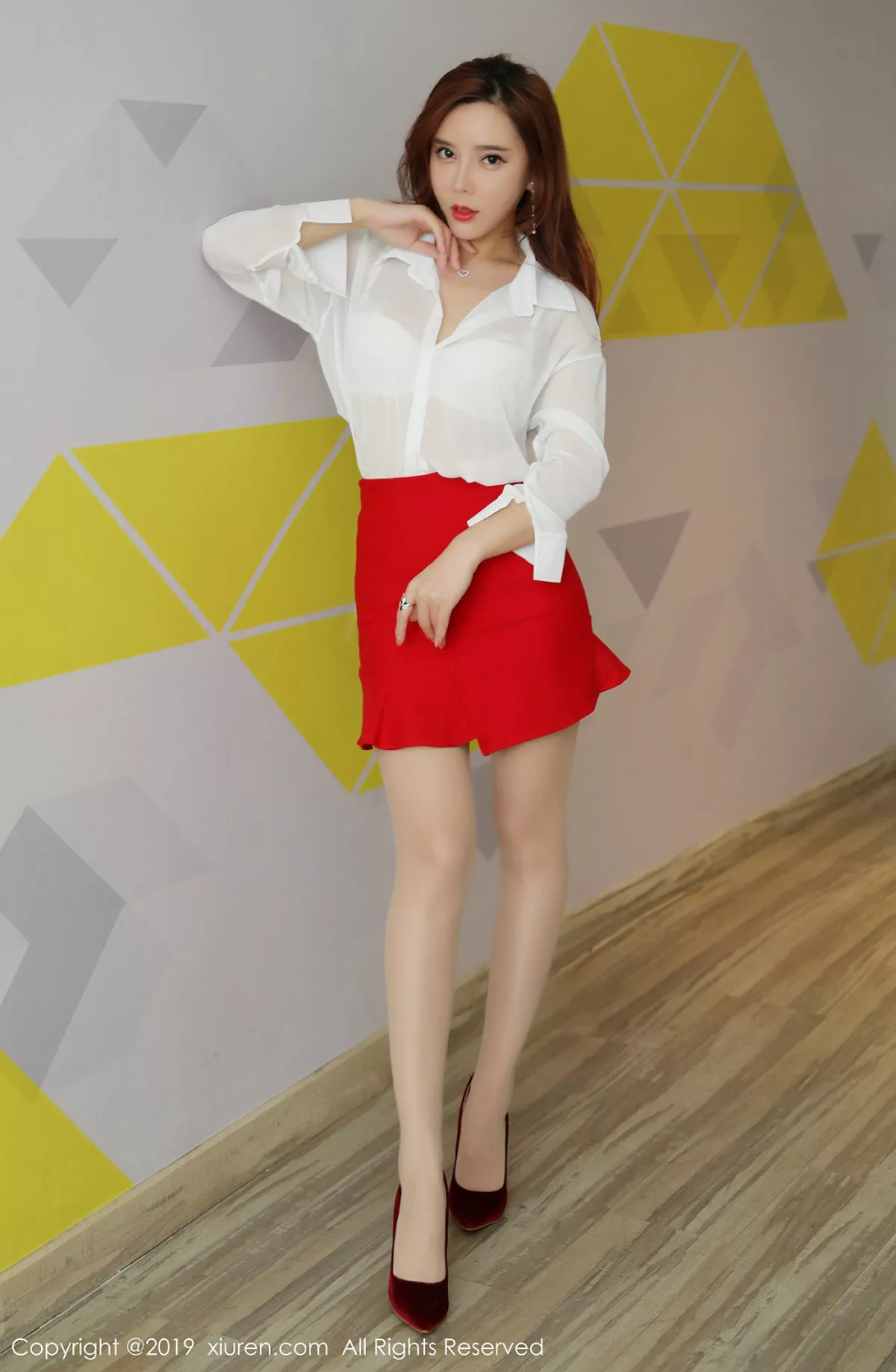 [XiuRen秀人网] 2019.12.25 No.1879 艾小青 [49P] NO.1