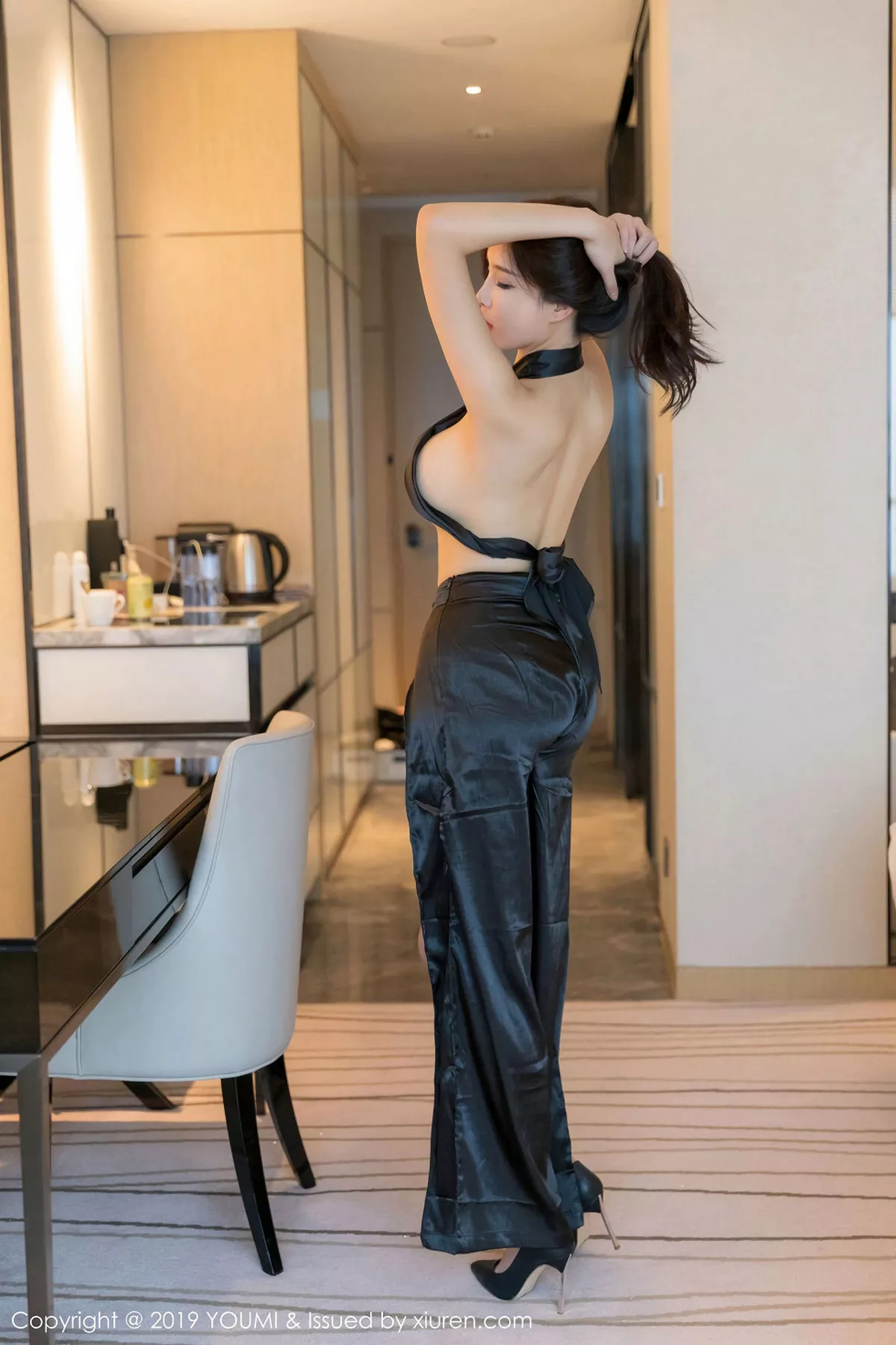 [YouMi尤蜜荟]第266期奶瓶土肥圆写真 NO.10