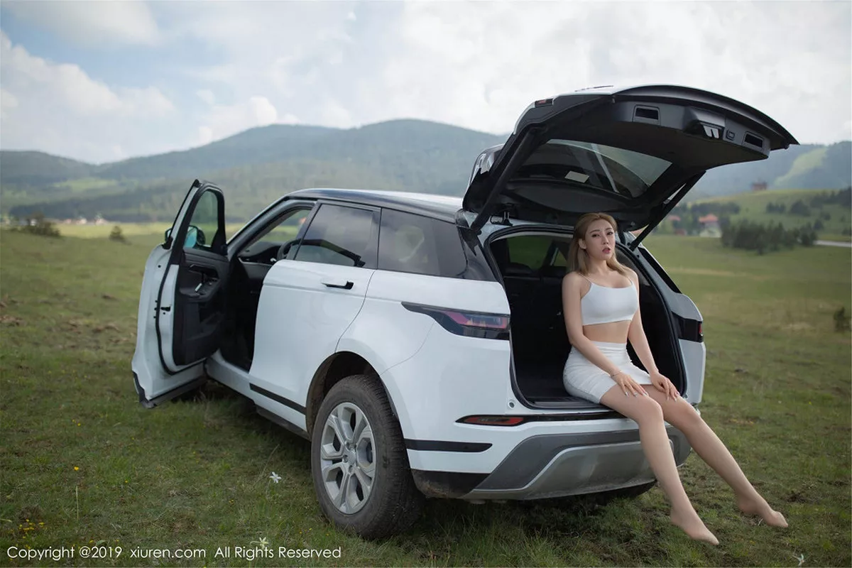 [XiuRen秀人网] 2019.08.05 No.1595 萌汉药baby很酷 [50P] NO.1