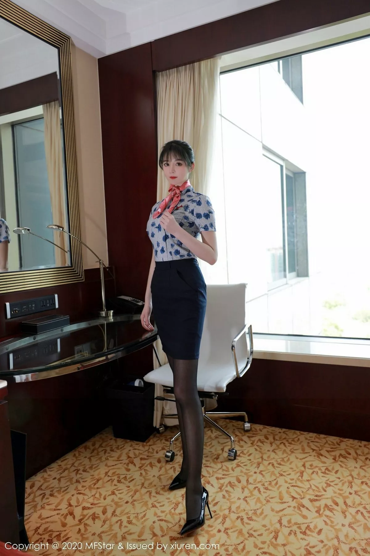 [MFStar模范学院] 2020.04.27 VOL.317 yoo优优 [47P] NO.1