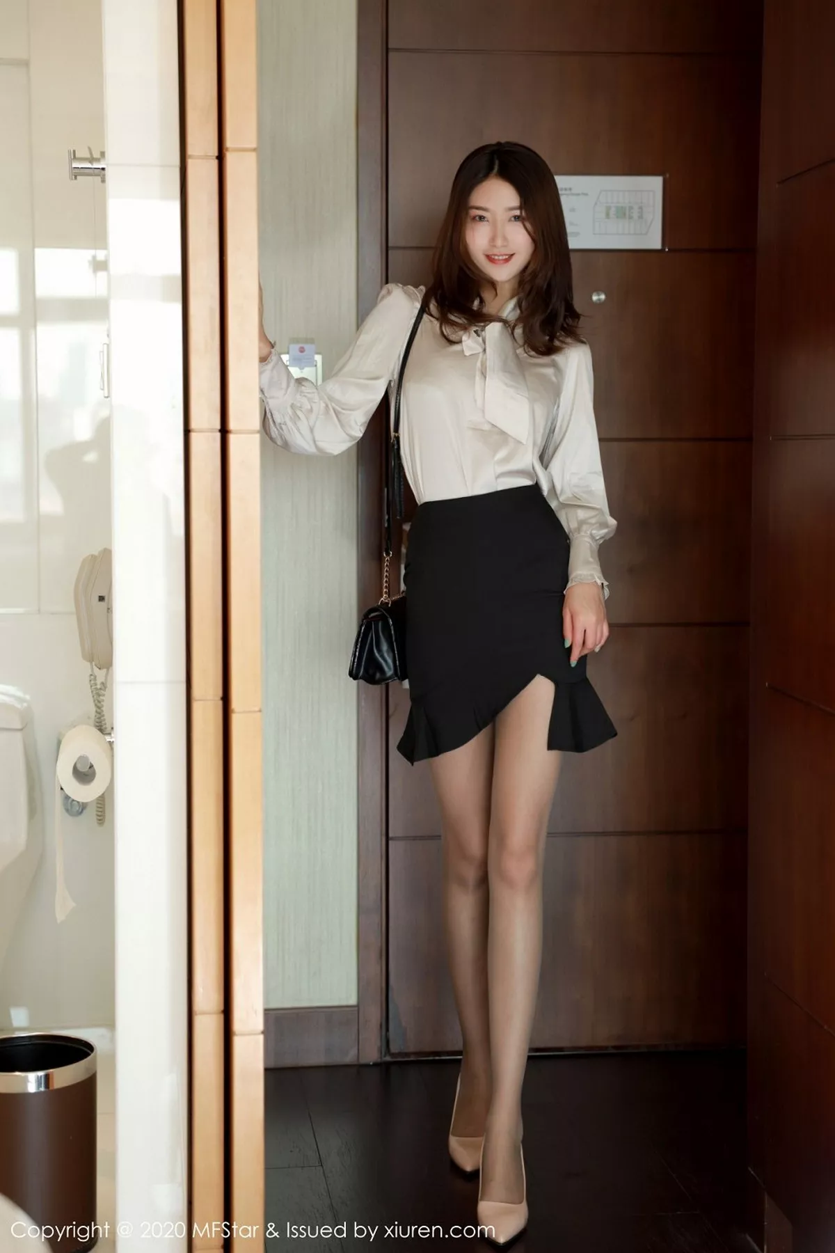 [MFStar模范学院] 2020.05.13 VOL.328 方子萱 [57P] NO.1