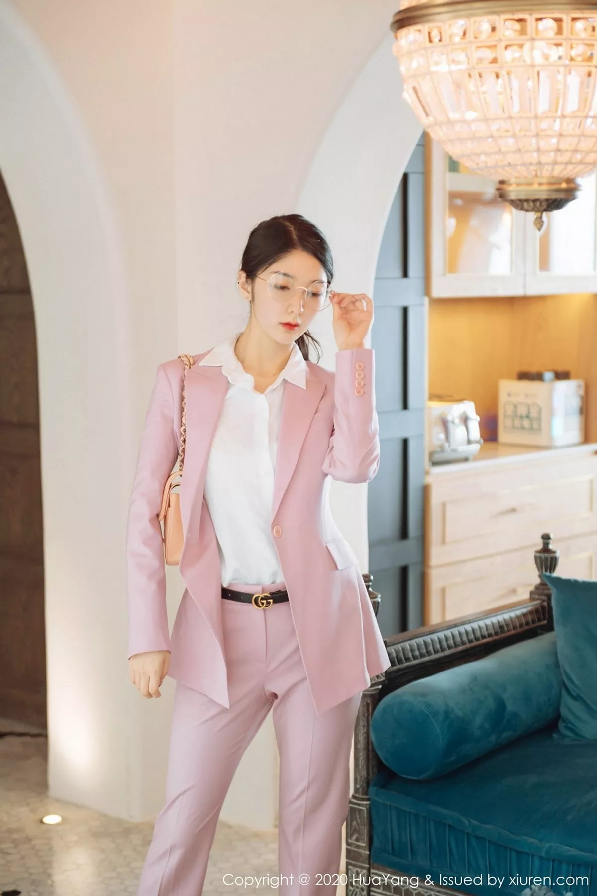 [HuaYang花漾写真] 2020.07.15 VOL.255 Angela小热巴 [60P] NO.1