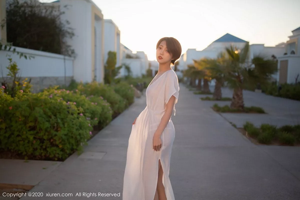 [XiuRen秀人网] 2020.08.04 No.2405 冯木木LRIS [82P] NO.2