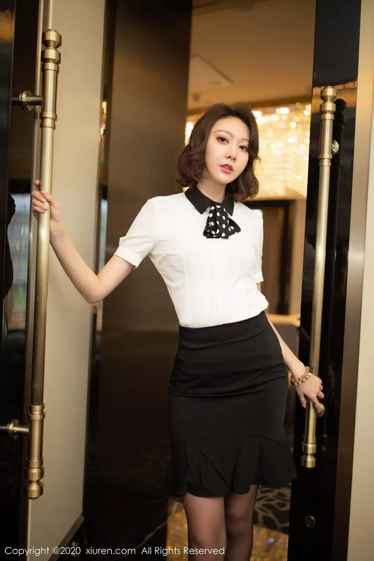 [XiuRen秀人网] 2020.08.10 No.2422 艺轩 [93P] NO.10