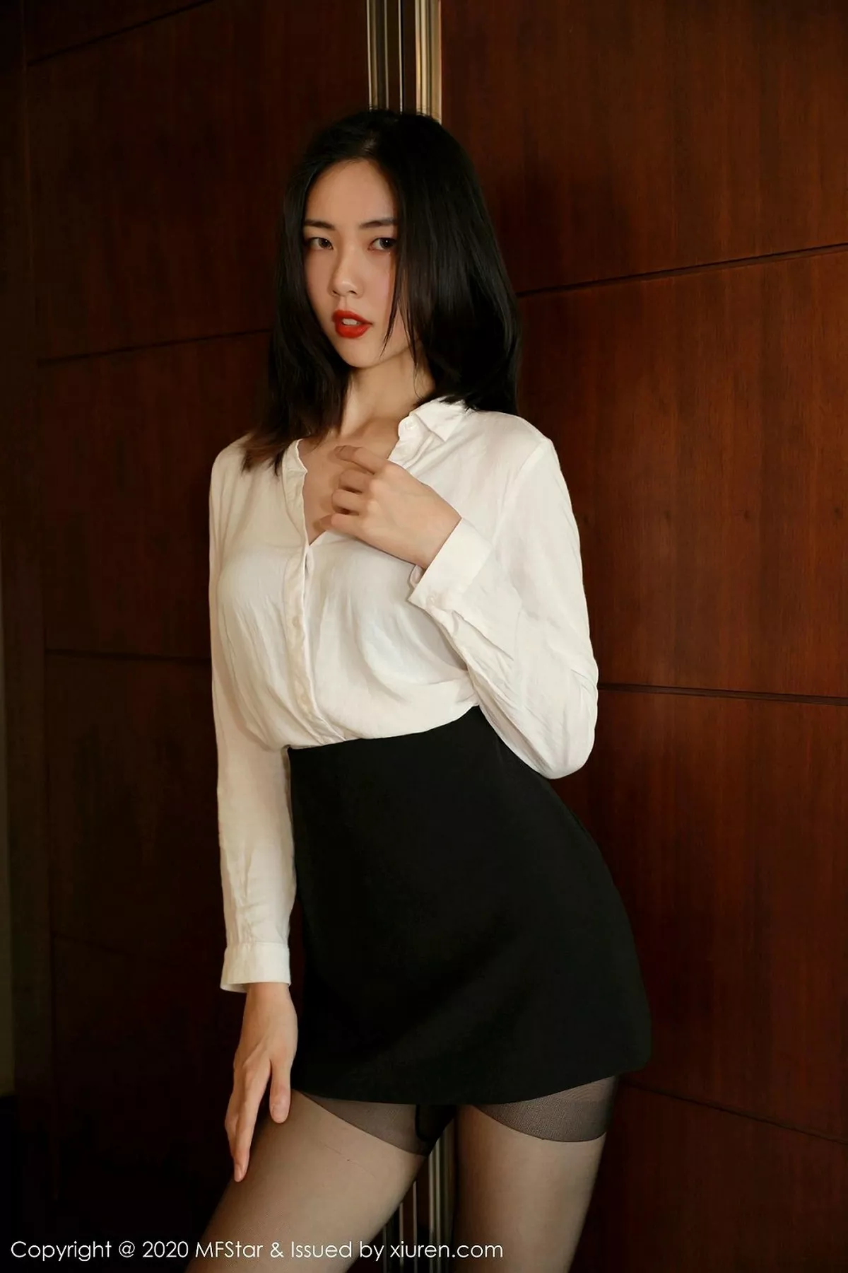 [MFStar模范学院] 2020.08.19 VOL.371 噜噜妞儿 [56P] NO.7