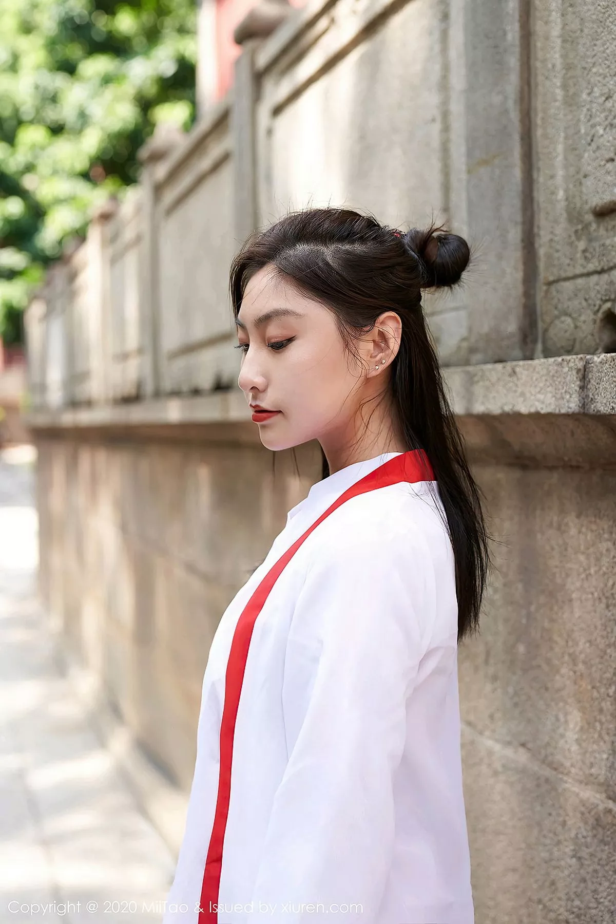 [MiiTao蜜桃社] 2020.09.02 VOL.142 茵茵简 [34P] NO.3