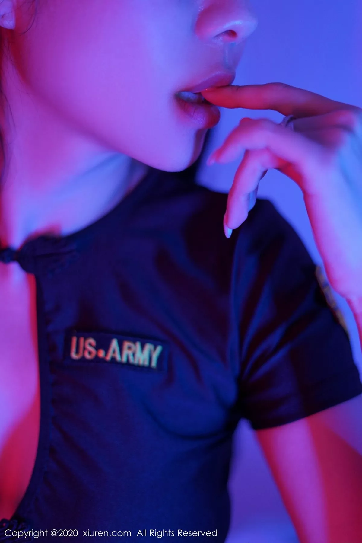 [XiuRen秀人网] 2020.10.21 No.2681 果儿Victoria [35P] NO.9