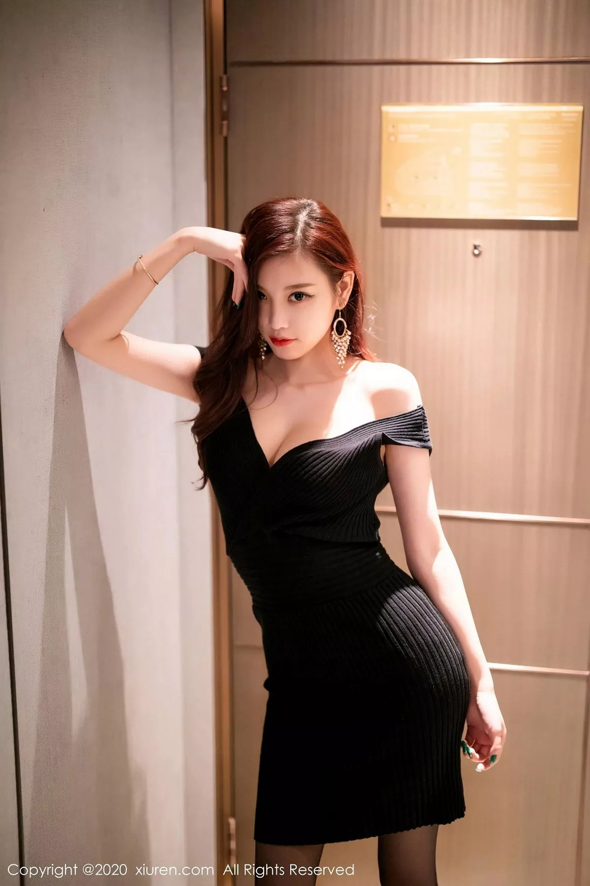 [XiuRen秀人网] 2020.10.27 No.2704 杨晨晨sugar [94P] NO.2