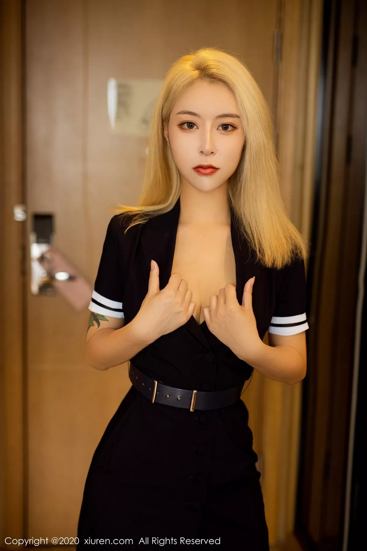 [XiuRen秀人网] 2020.10.13 No.2645 糯米NM [36P] NO.9