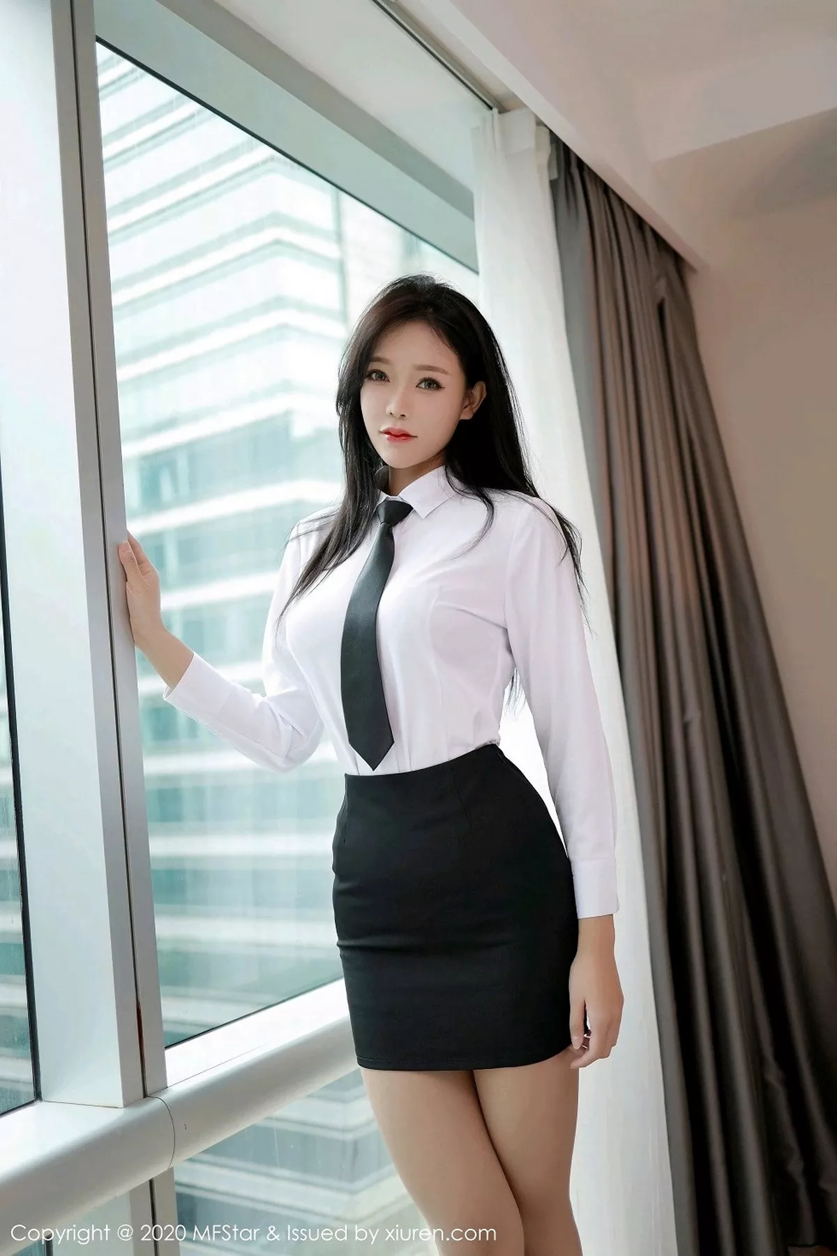 [MFStar模范学院] 2020.12.11 VOL.423 娜比 [60P] NO.1