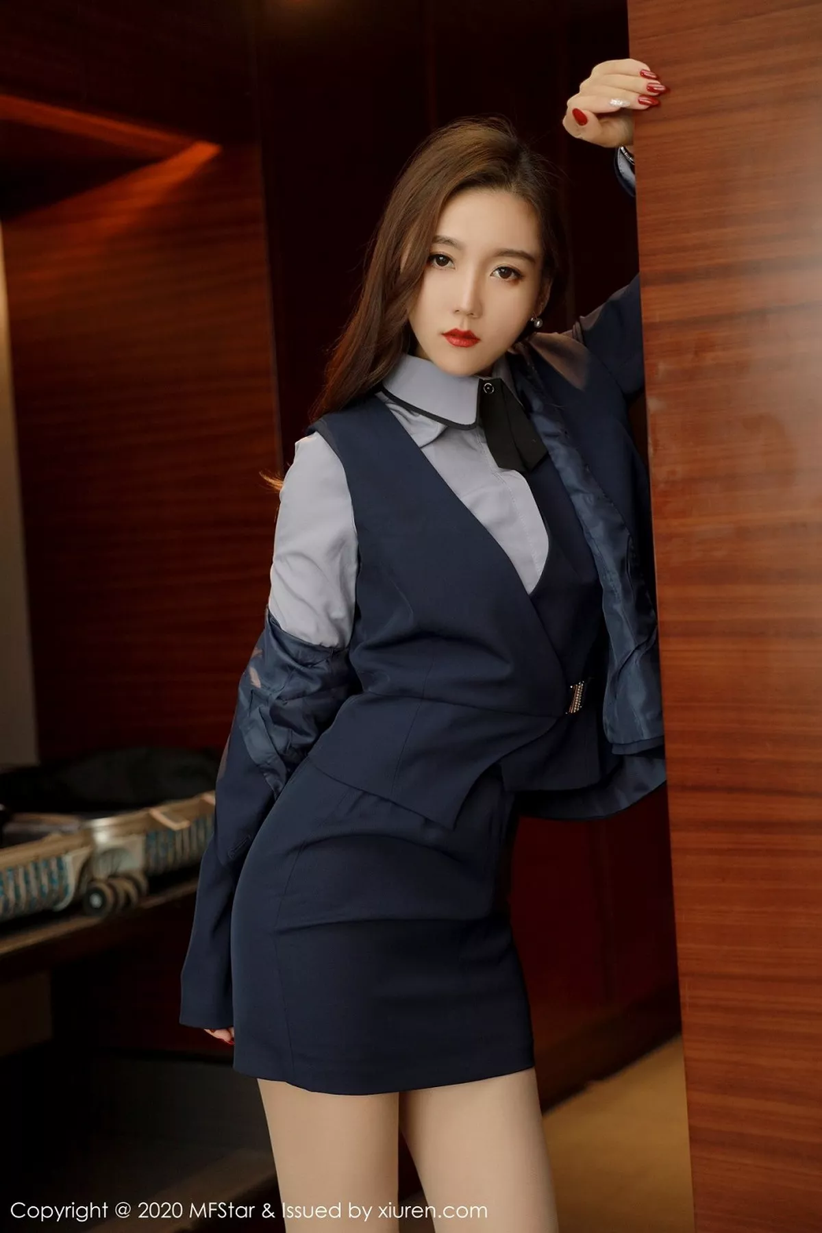 [MFStar模范学院] 2020.12.16 VOL.425 艾静香 [44P] NO.11