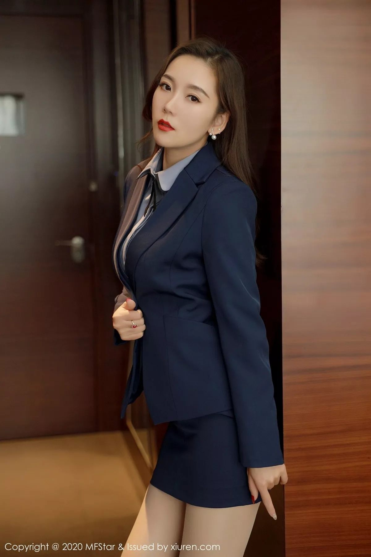 [MFStar模范学院] 2020.12.16 VOL.425 艾静香 [44P] NO.6