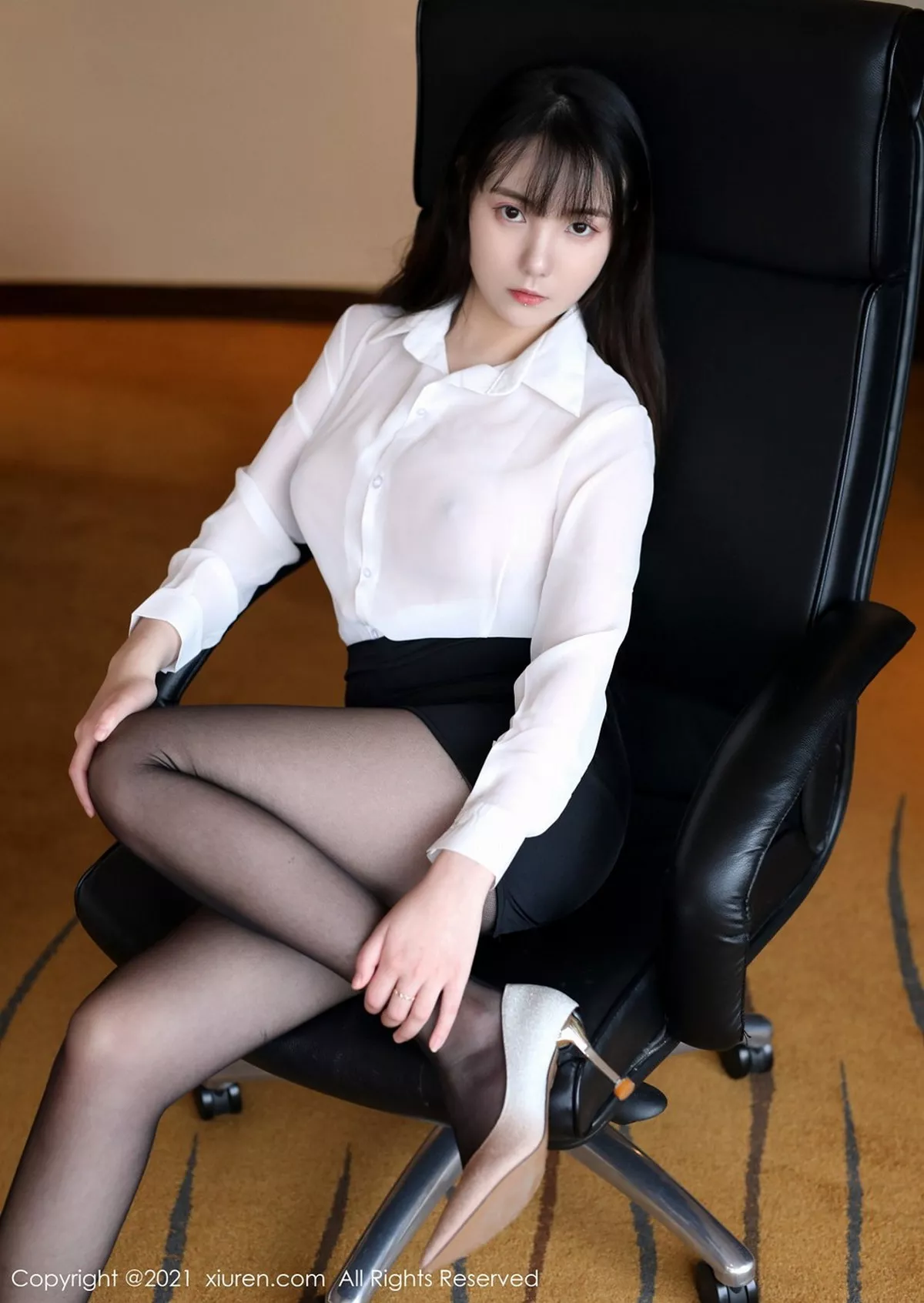 [XiuRen秀人网] 2021.02.03 No.3076 揉揉肉肉 [39P] NO.5