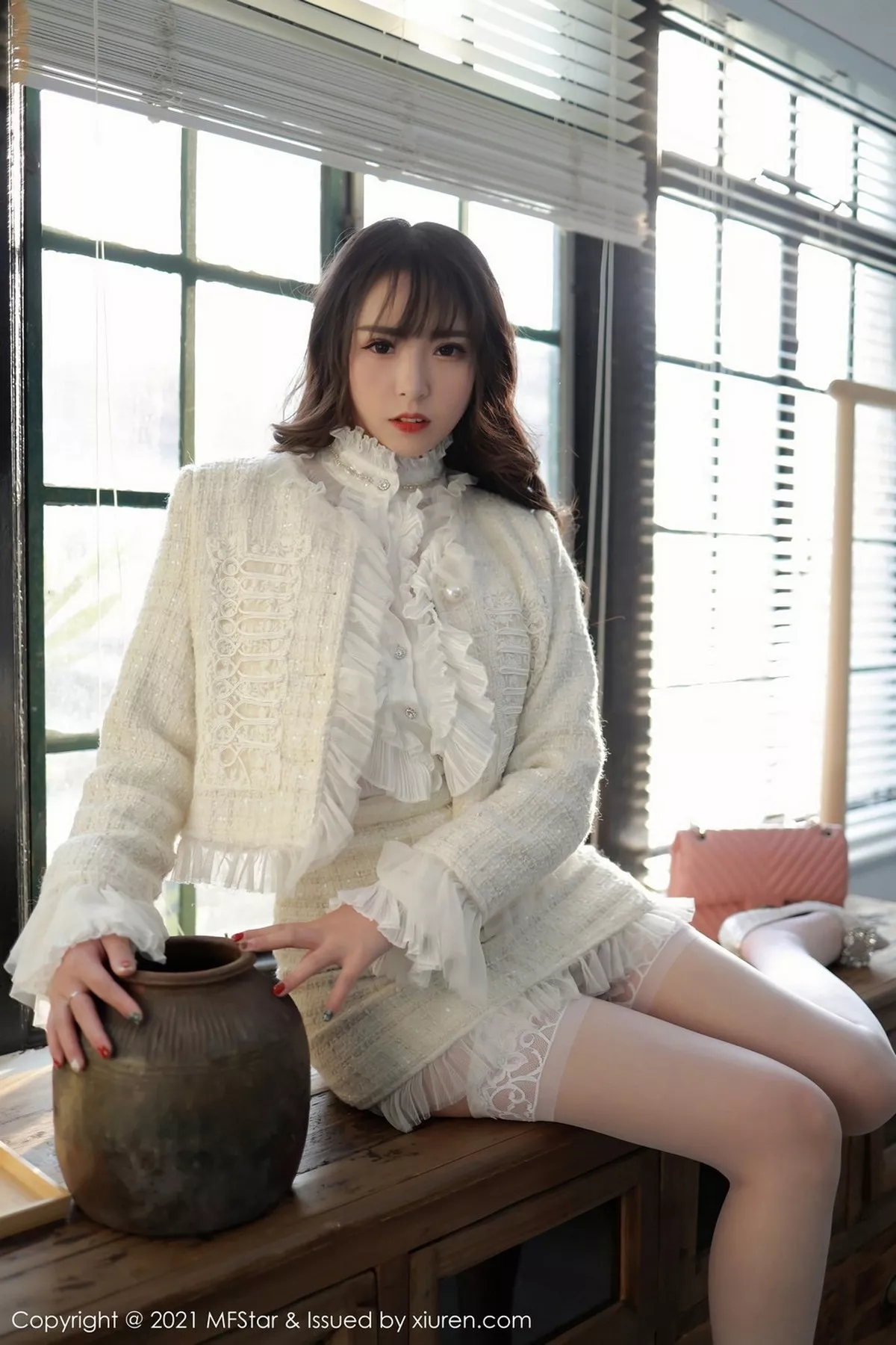 [MFStar模范学院] 2021.01.19 VOL.442 小波多 [49P] NO.1