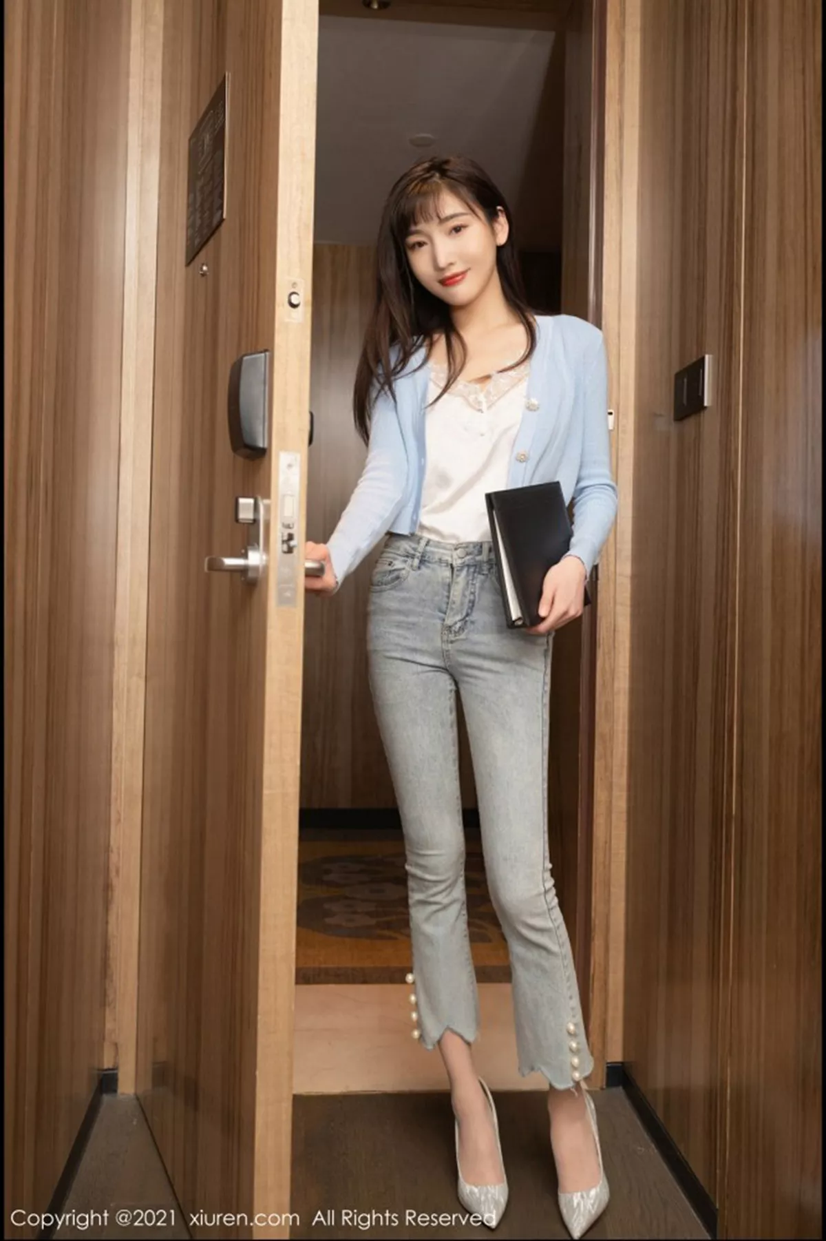 [XiuRen秀人网] 2021.02.26 No.3146 陆萱萱 秘书 [70P] NO.11