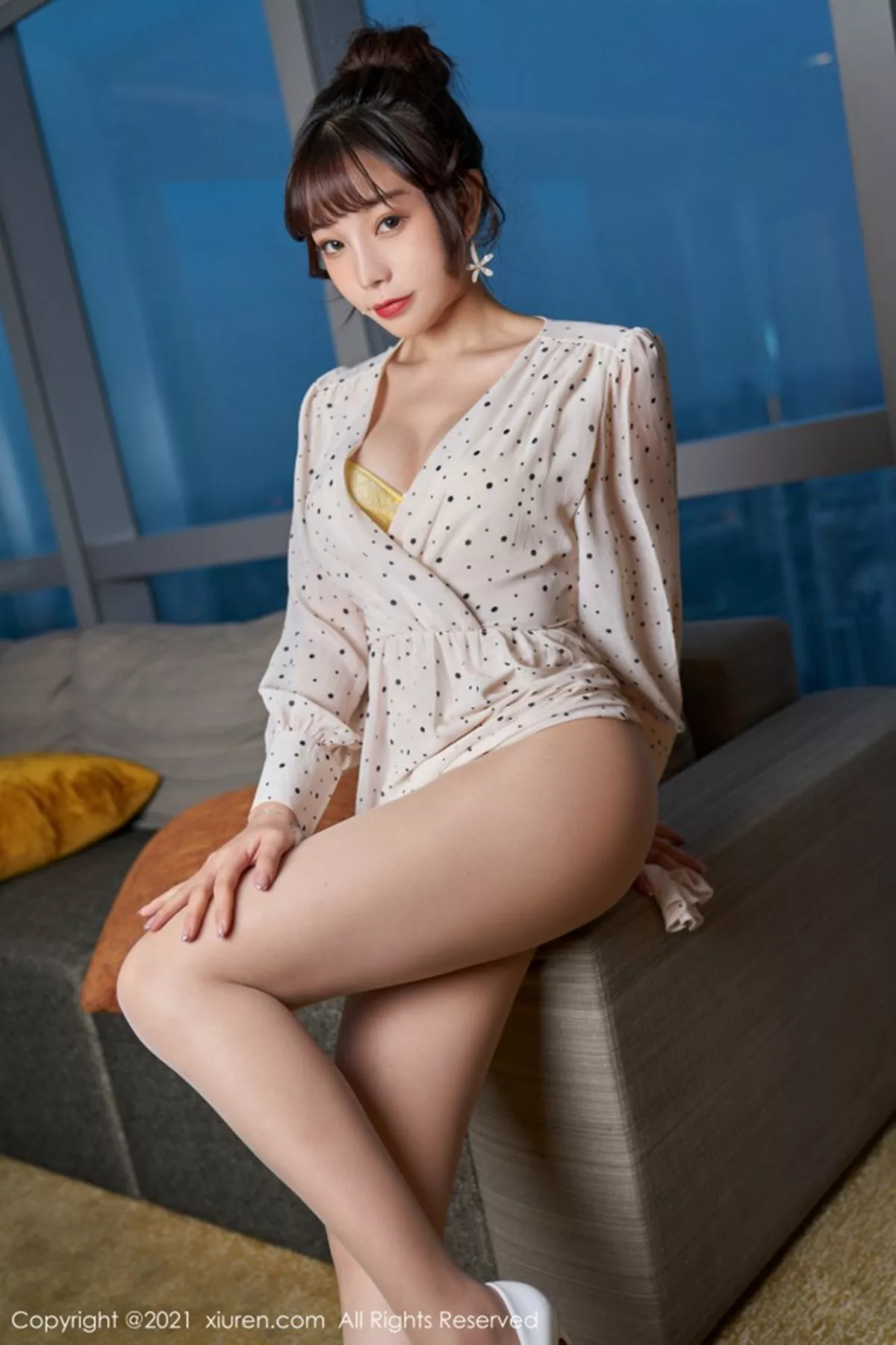 [XiuRen秀人网] 2021.02.26 No.3145 芝芝Booty 碎花裙 [67P] NO.6