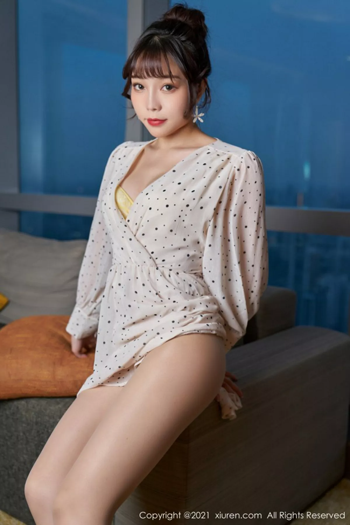 [XiuRen秀人网] 2021.02.26 No.3145 芝芝Booty 碎花裙 [67P] NO.7