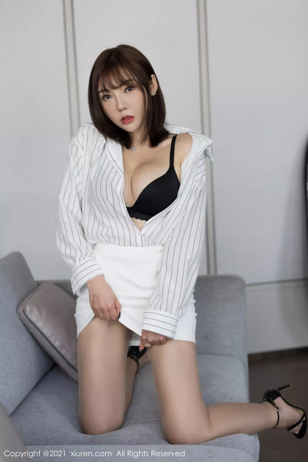 [XiuRen秀人网] 2021.03.05 No.3169 萌汉药baby 秘书 [37P] NO.10