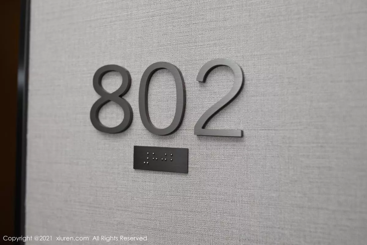 [XiuRen秀人网] 2021.03.09 No.3183 唐安琪 职业装 [78P] NO.1