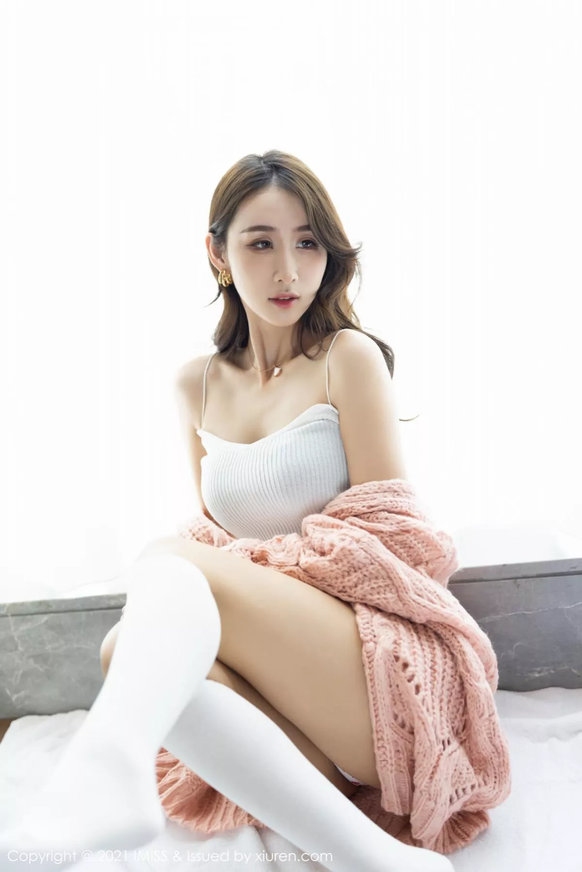 [IMISS爱蜜社] 2021.03.10 VOL.561 萌白酱 丝袜 筒袜 [65P] NO.3