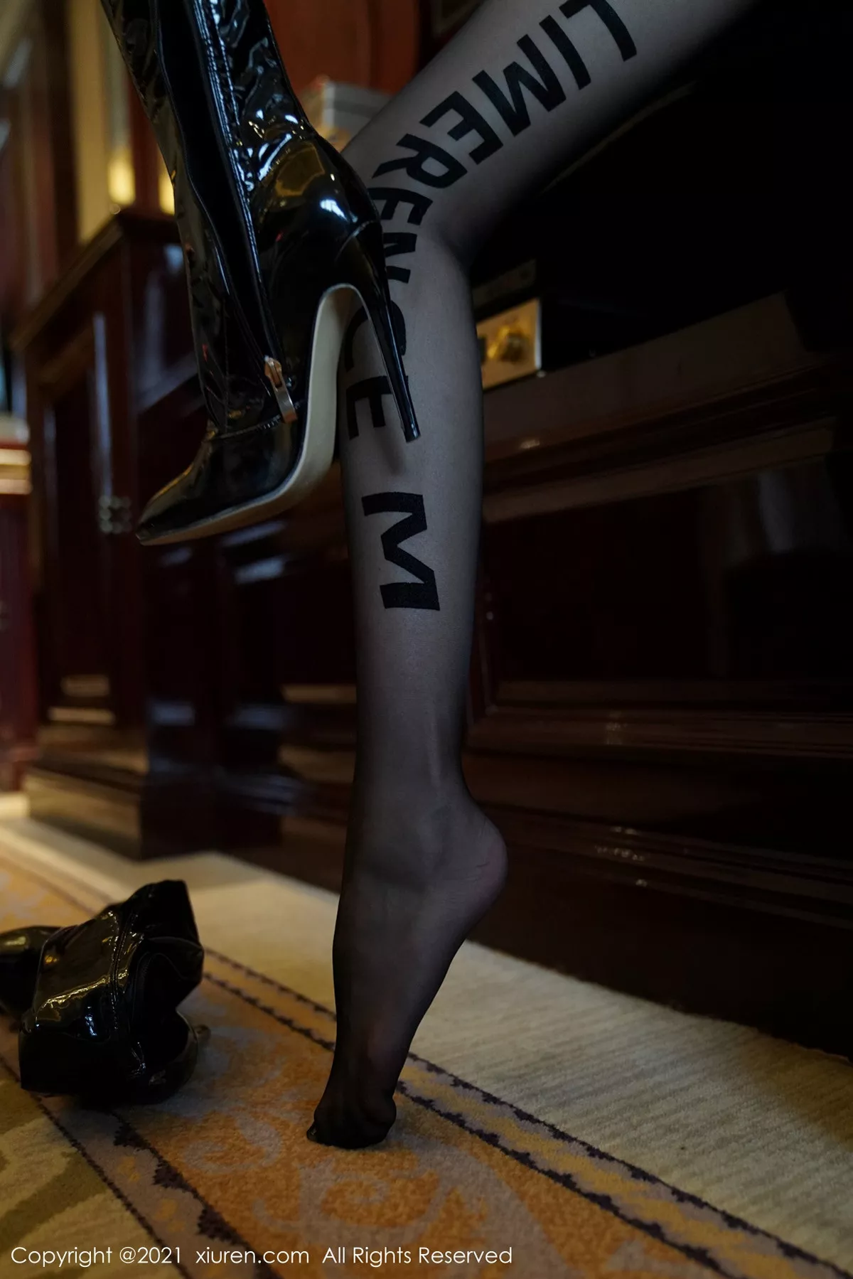 [XiuRen秀人网] 2021.03.16 No.3207 果儿Victoria [50P] NO.2