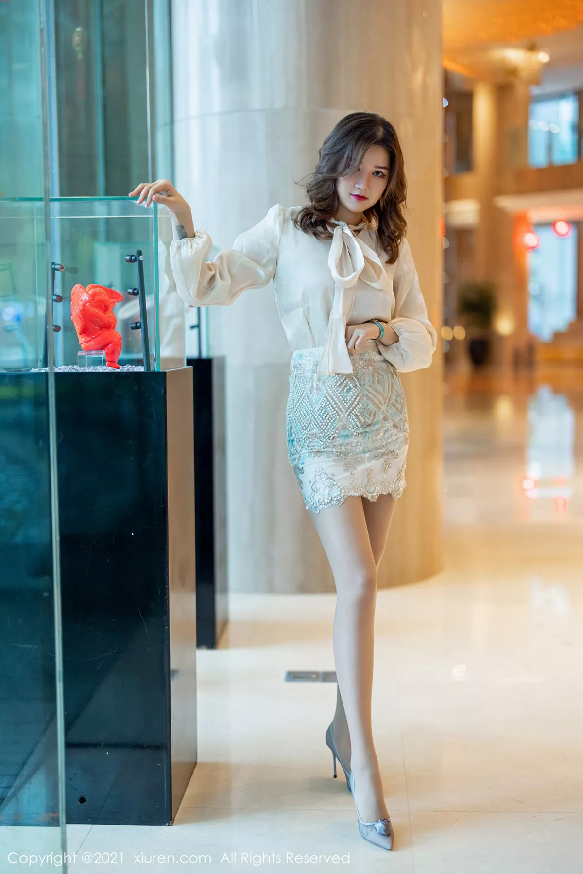 [XiuRen秀人网] 2021.03.17 No.3211 芷萱mimi 丝袜 美腿 [62P] NO.5