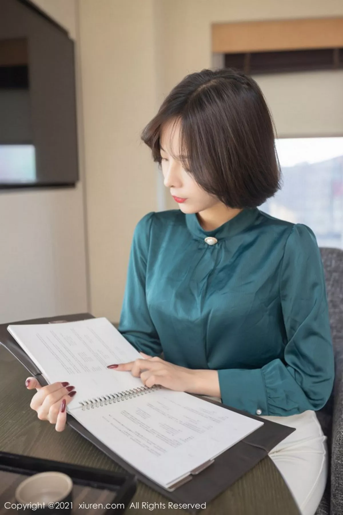 [XiuRen秀人网] 2021.02.19 No.3108 陈小喵 职业商业谈判主题 [83P] NO.11