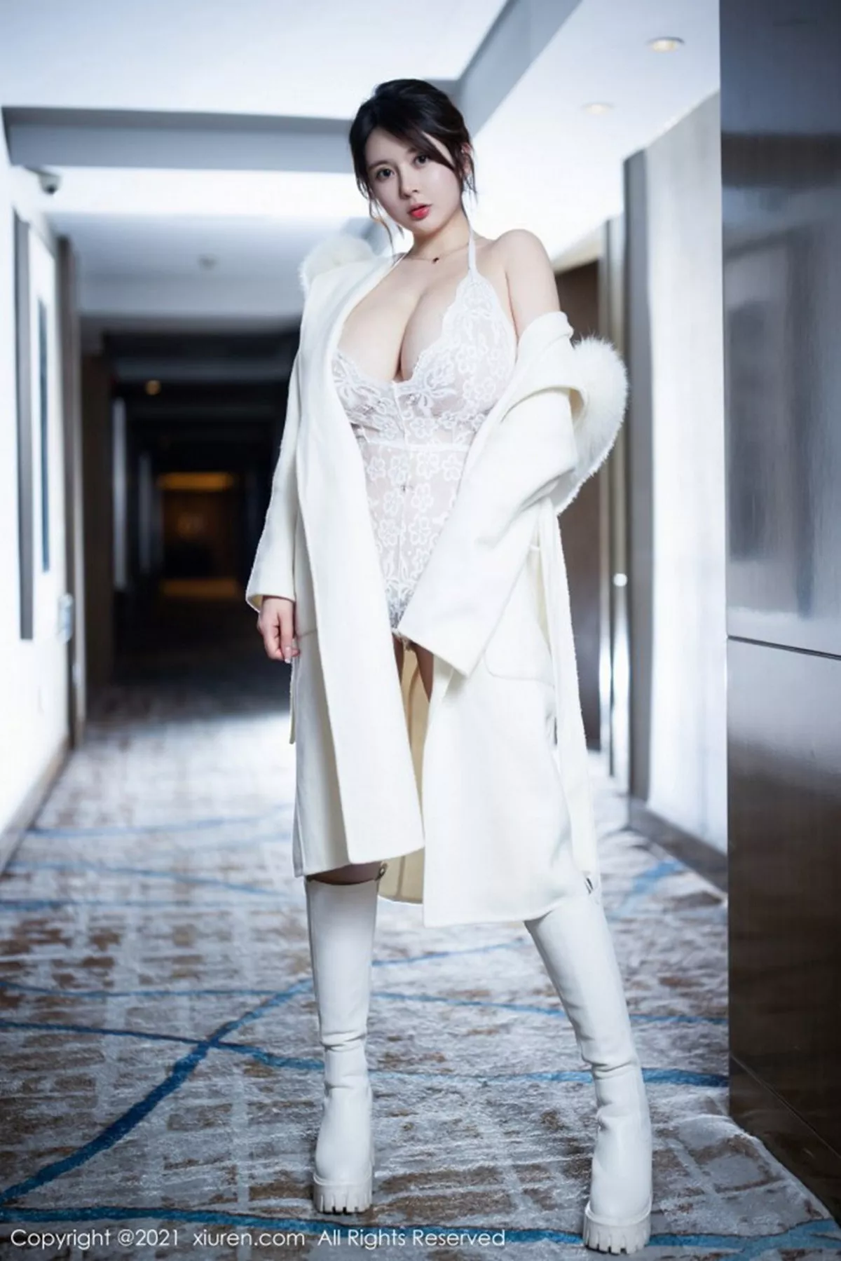 [XiuRen秀人网] 2021.02.22 No.3121 奶油妹妹 童颜巨乳 [45P] NO.3