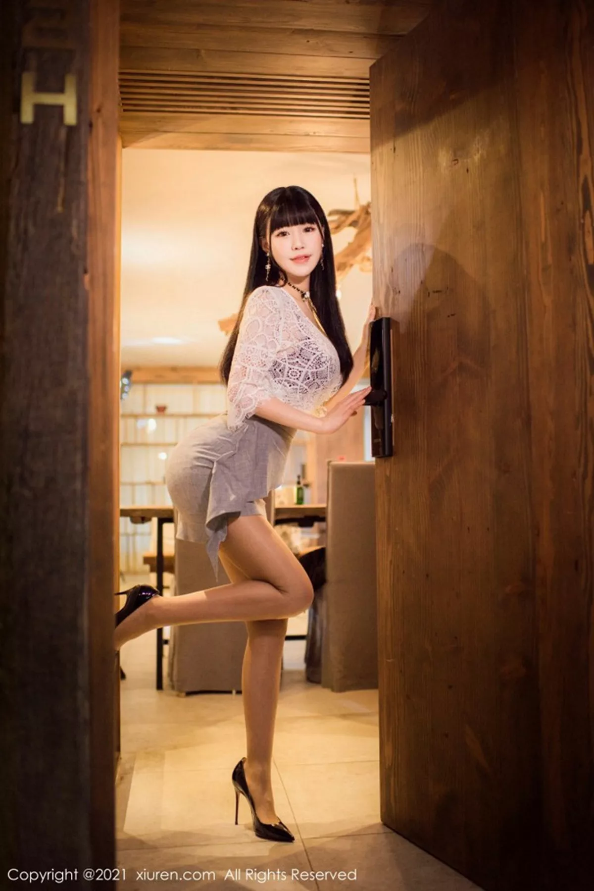 [XiuRen秀人网] 2021.02.23 No.3125 朱可儿Flower 丝袜撕扯 [51P] NO.3