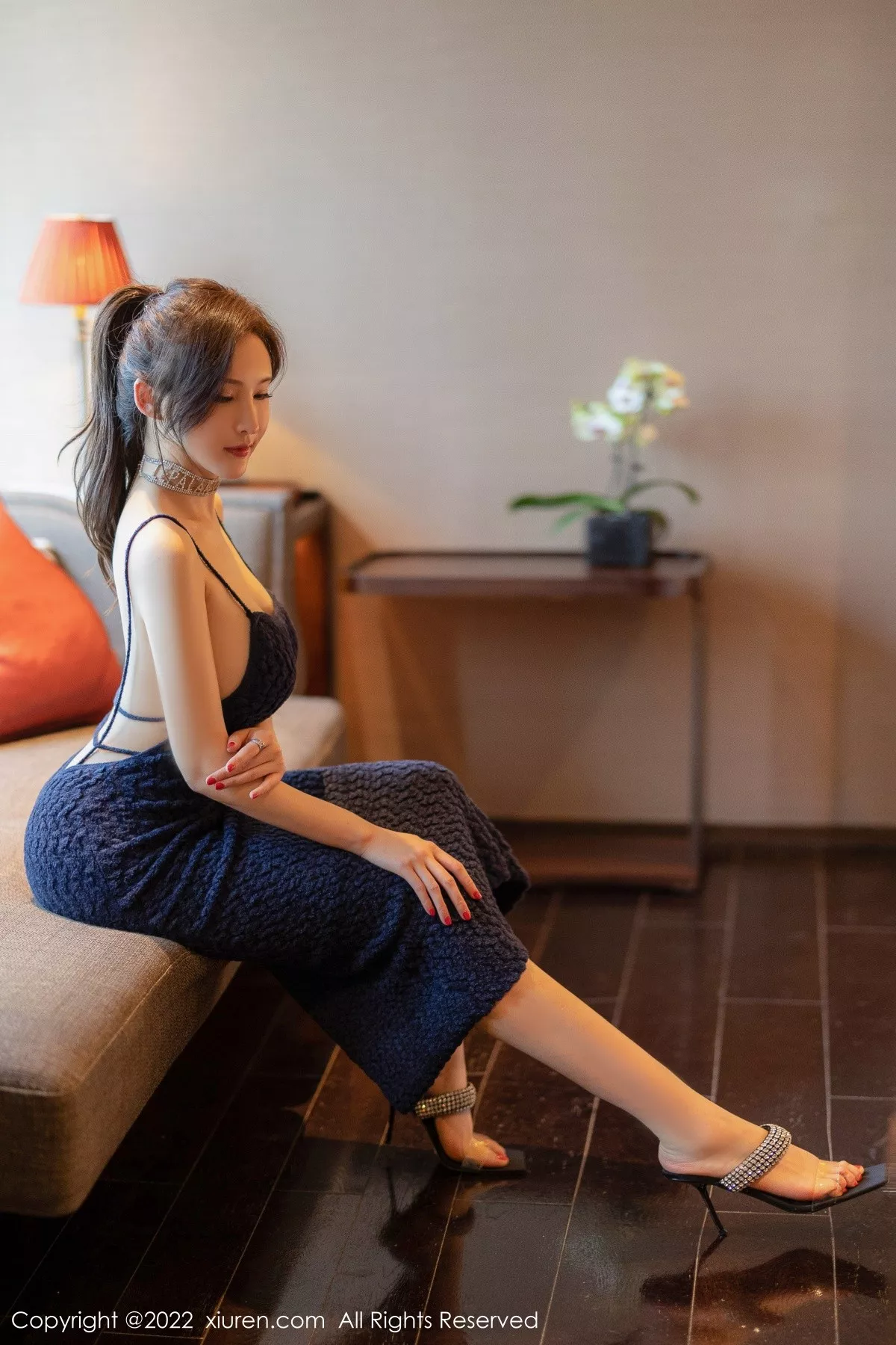 [XiuRen秀人网] 2022.07.01 No.5218 奶瓶土肥圆矮挫丑黑穷 长裙美腿 [60P] NO.9