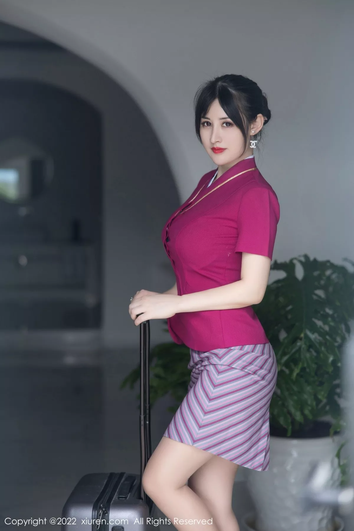 [XiuRen秀人网] 2022.07.07 No.5241 诗诗kiki 制服诱惑 [83P] NO.1