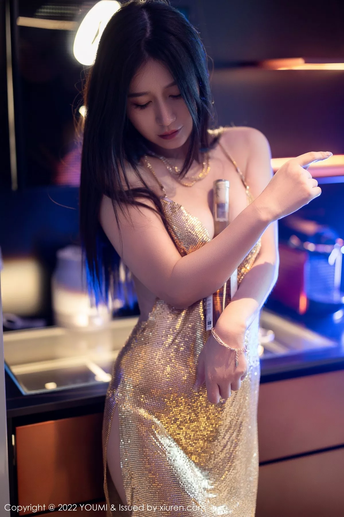 [YOUMI尤蜜荟] 2022.08.03 VOL.823 laura阿姣 吊带裙美腿 [60P] NO.4