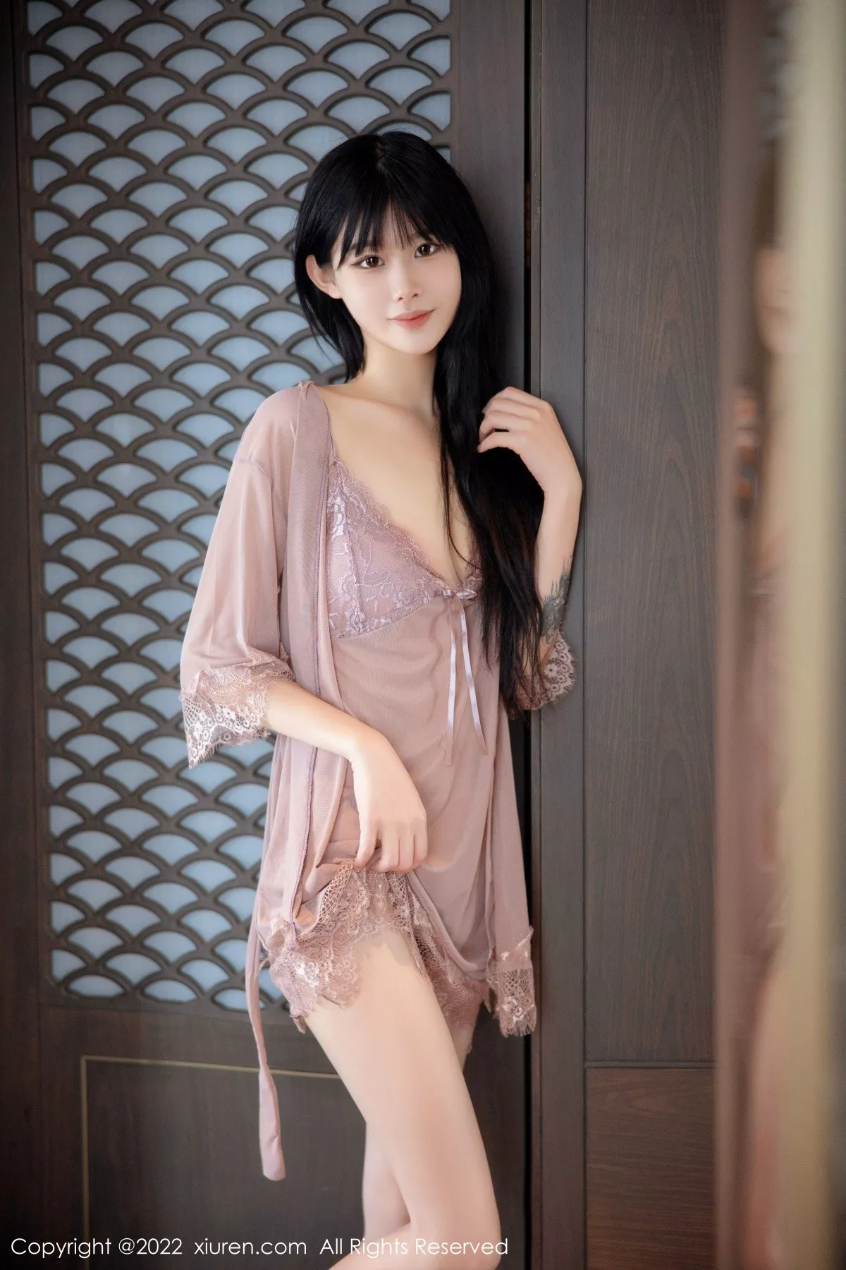 [XiuRen秀人网] 2022.08.09 No.5408 77qiqi 睡衣美腿 [69P] NO.9