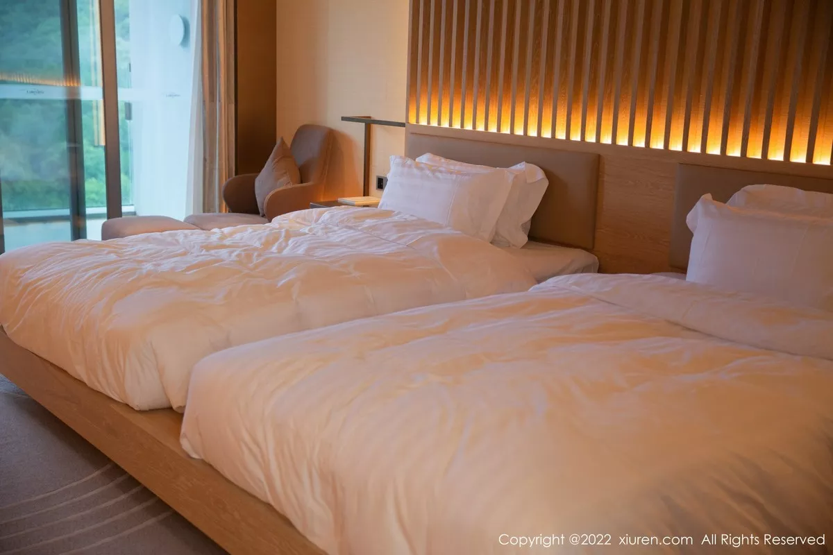 [XiuRen秀人网] 2022.08.12 No.5428 就是阿朱啊 美腿黑丝 [82P] NO.4