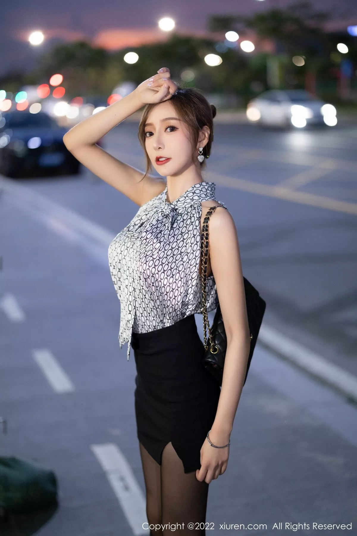 [XiuRen秀人网] 2022.07.22 No.5325 王馨瑶yanni 黑丝美腿 [78P] NO.7