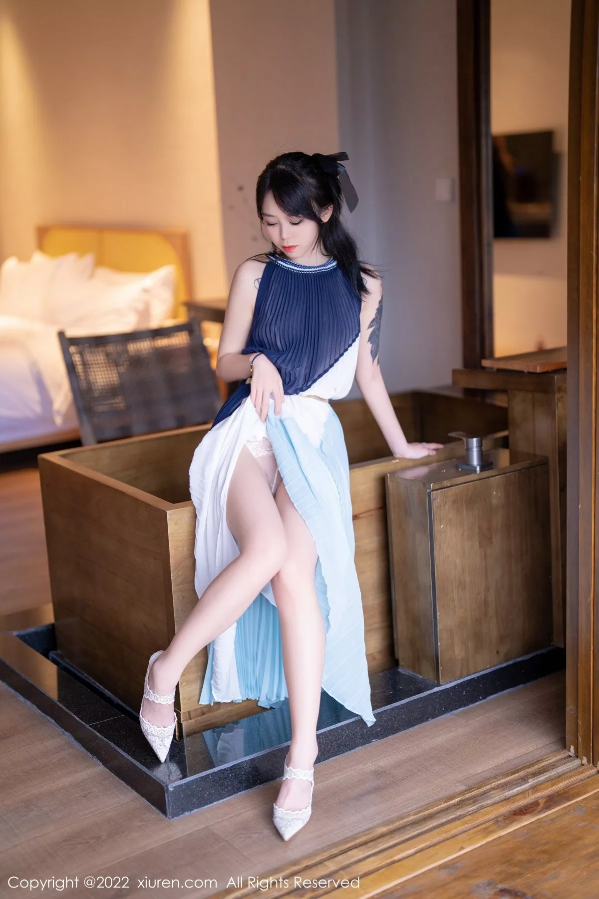 [XiuRen秀人网] 2022.07.25 No.5327 奶瓶. 大理旅拍 [53P] NO.5