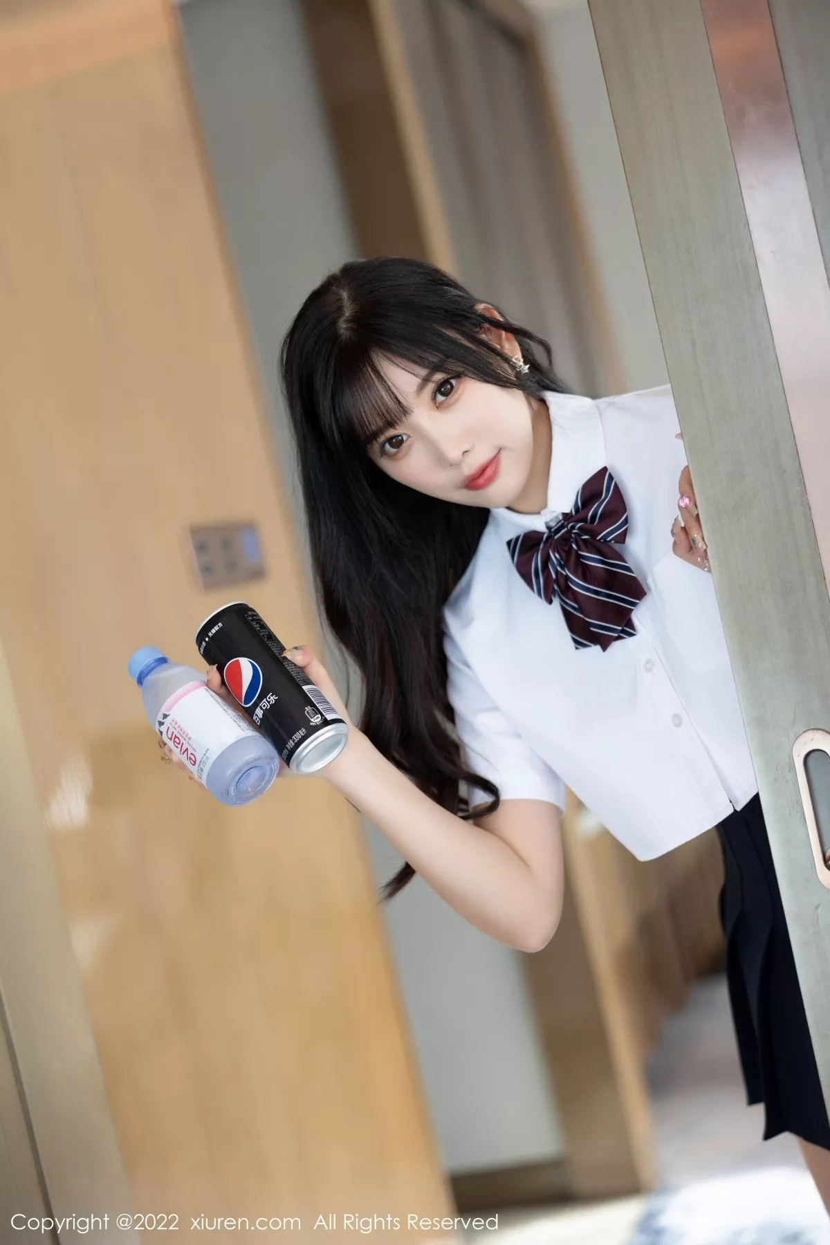 [XiuRen秀人网] 2022.07.26 No.5338 杨晨晨Yome 制服美臀 [82P] NO.1