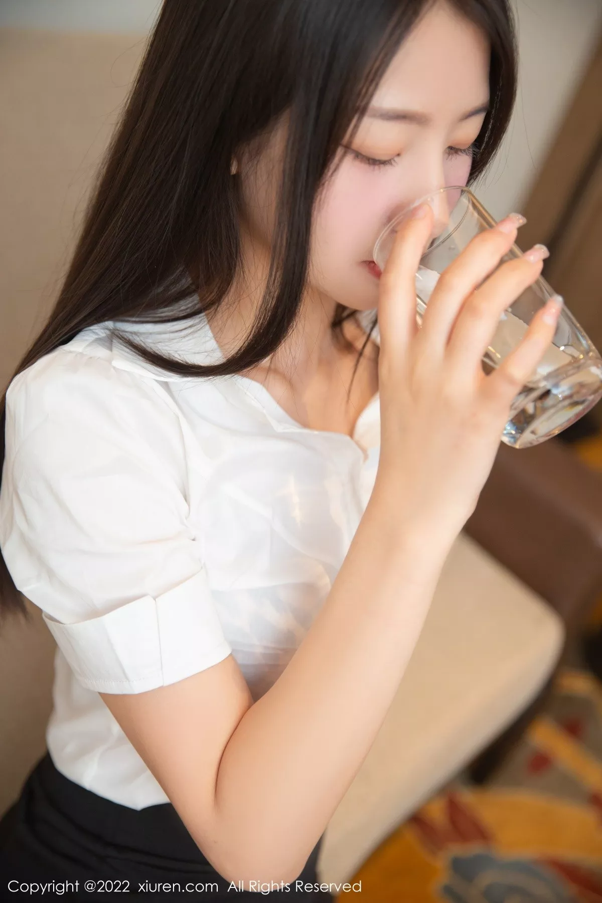 [XiuRen秀人网] 2022.08.19 No.5464 熊小诺 短裙美腿 [82P] NO.9