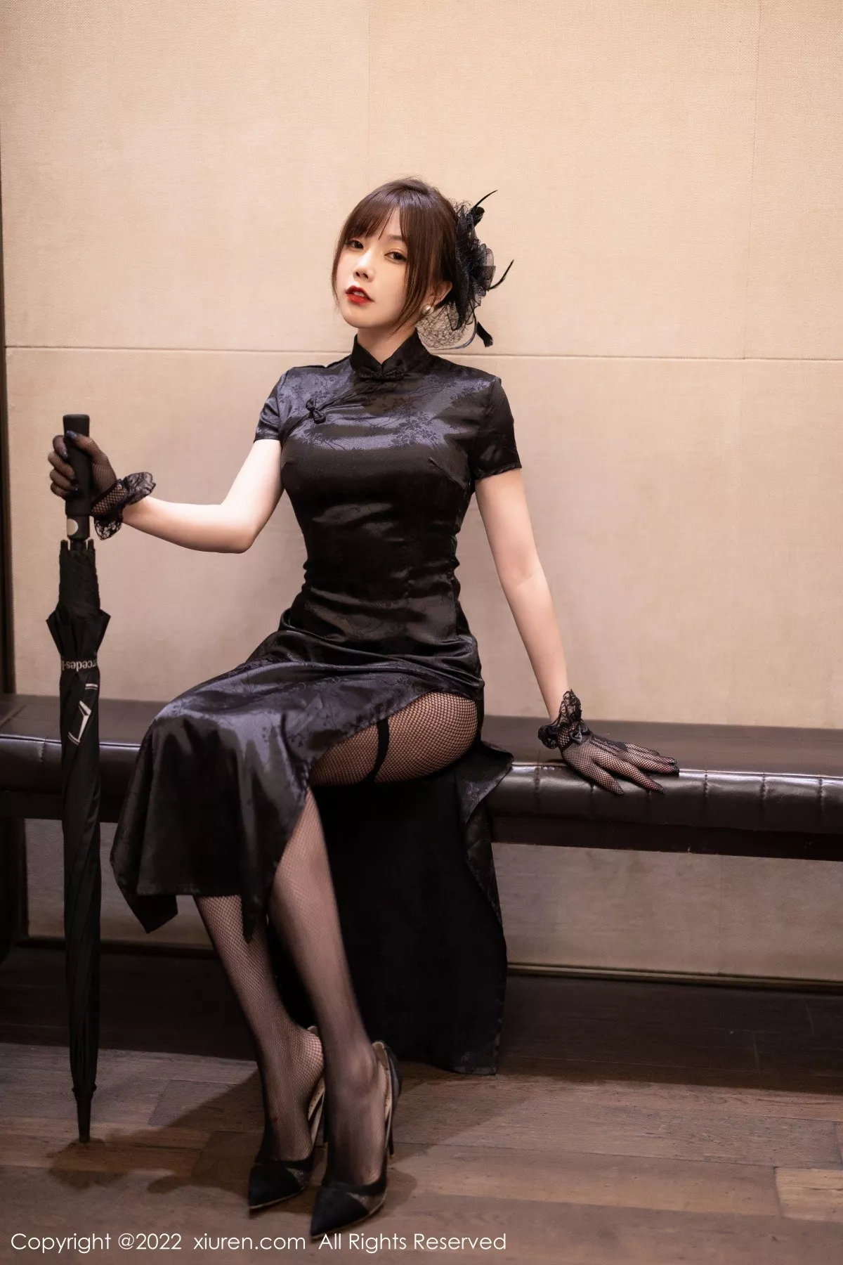 [XiuRen秀人网] 2022.09.01 No.5532 徐莉芝Booty 黑色旗袍 [79P] NO.1