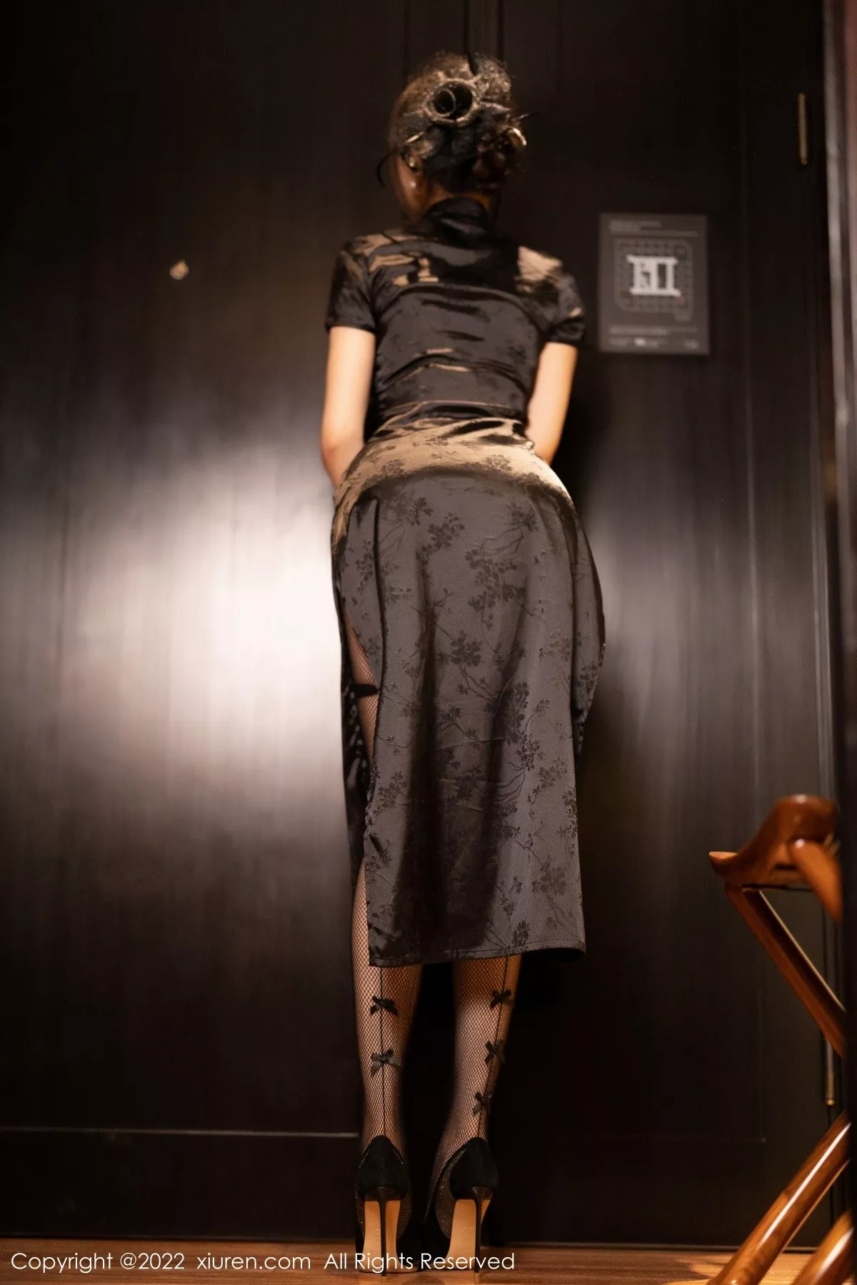 [XiuRen秀人网] 2022.09.01 No.5532 徐莉芝Booty 黑色旗袍 [79P] NO.12