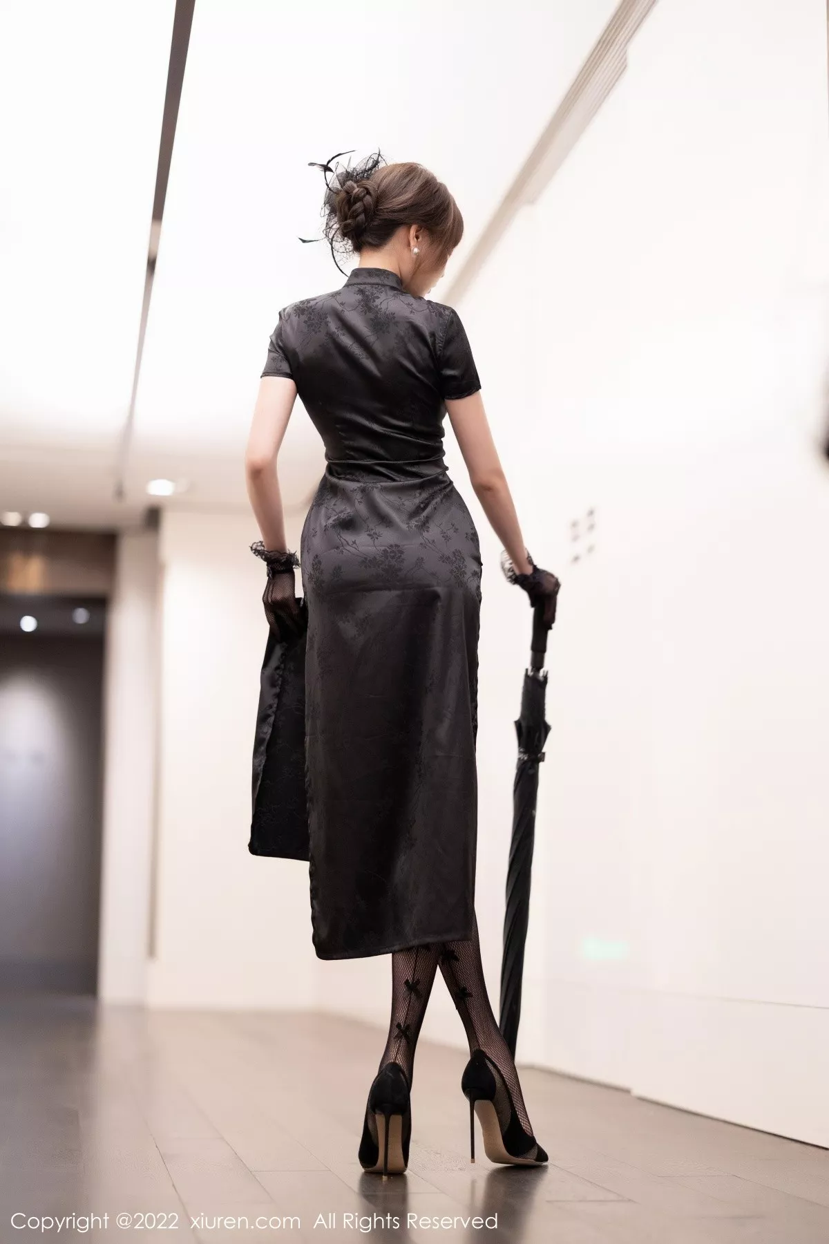 [XiuRen秀人网] 2022.09.01 No.5532 徐莉芝Booty 黑色旗袍 [79P] NO.4