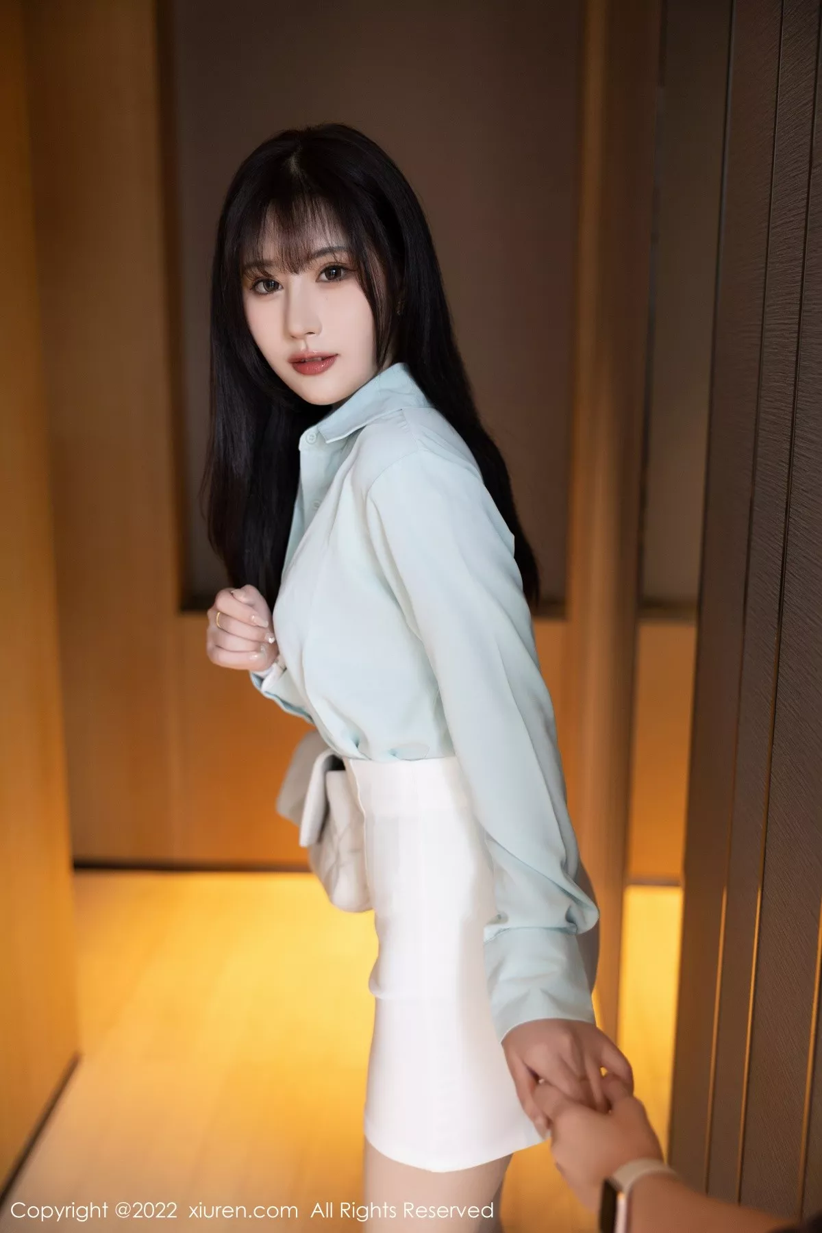 [XiuRen秀人网] 2022.09.07 No.5555 张欣欣 短裙美腿 [80P] NO.7