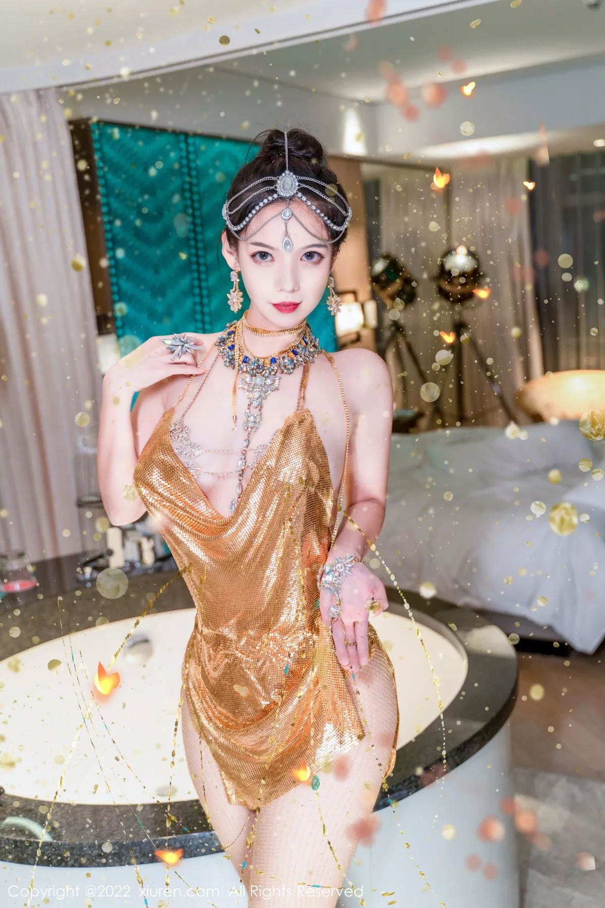 [XiuRen秀人网] 2022.09.08 No.5559 大美妞儿 美腿丰腴 [62P] NO.7