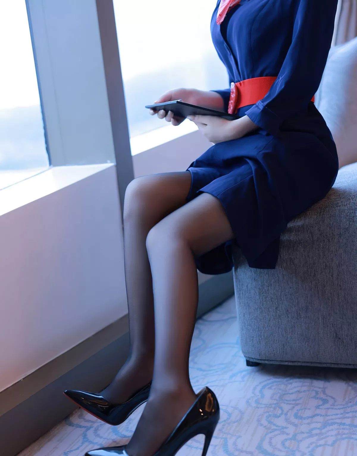 [XiuRen秀人网] 2022.09.13 No.5579 谢晚晚 美腿制服 [61P] NO.5